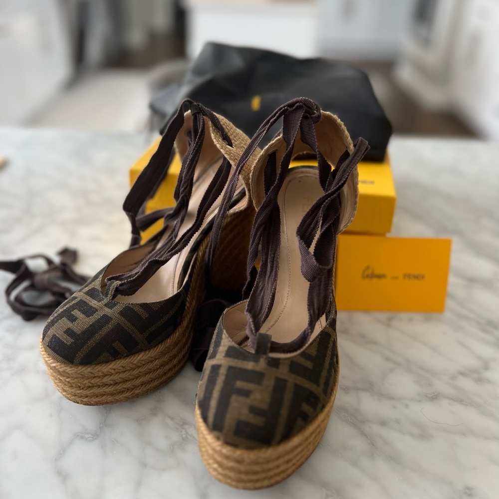 FENDI Espadrilles